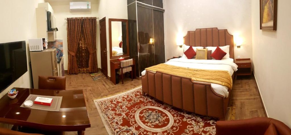 best cheap hotels in Lahore 