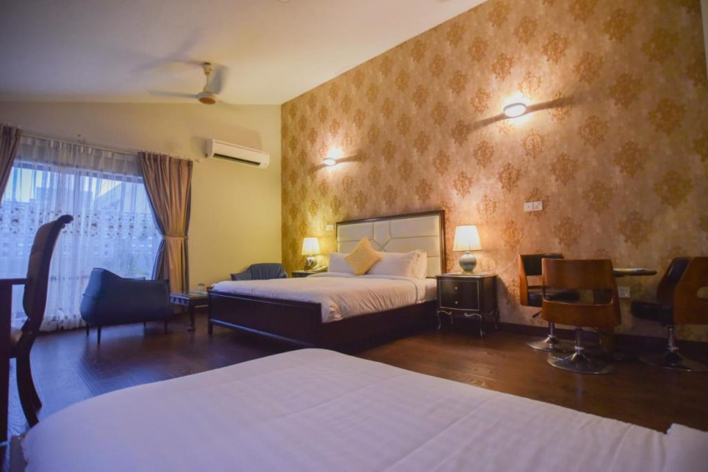 honeymoon hotel karachi