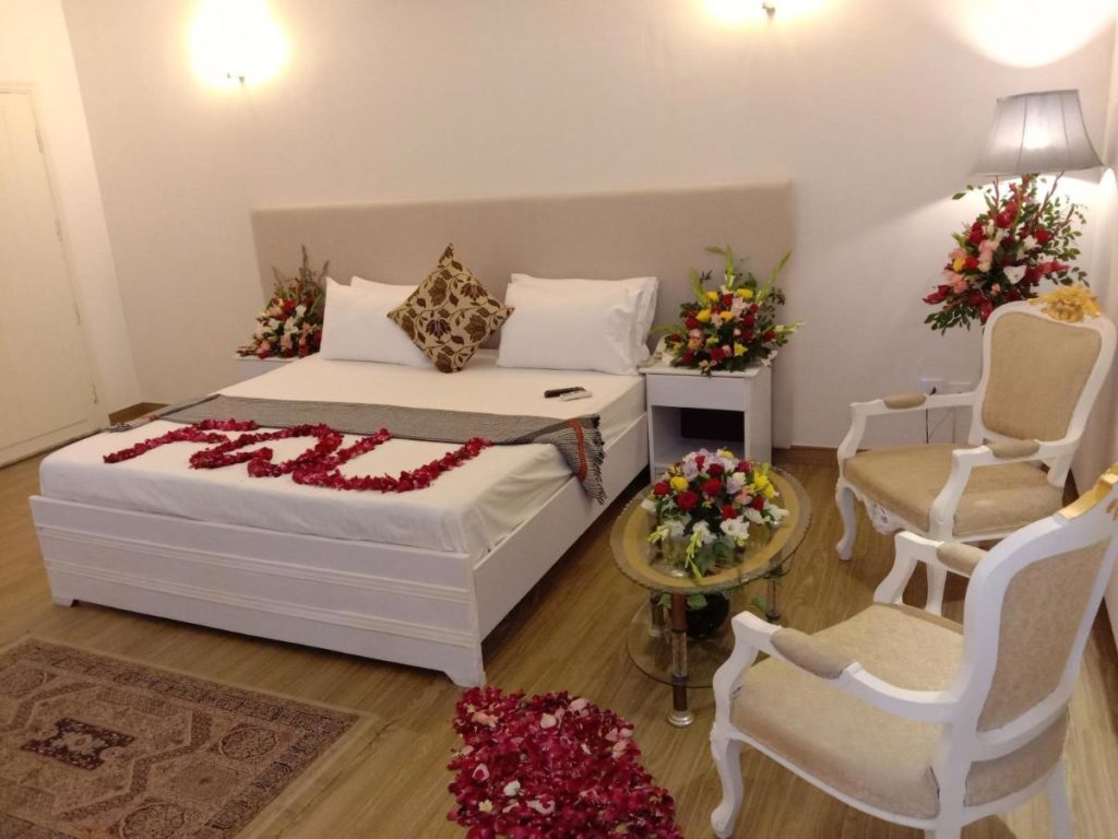 best hotel for couples in Karachi