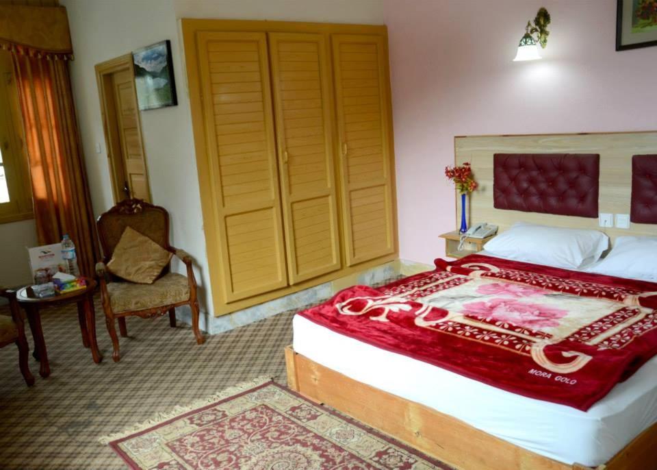 best cheap hotels in Naran