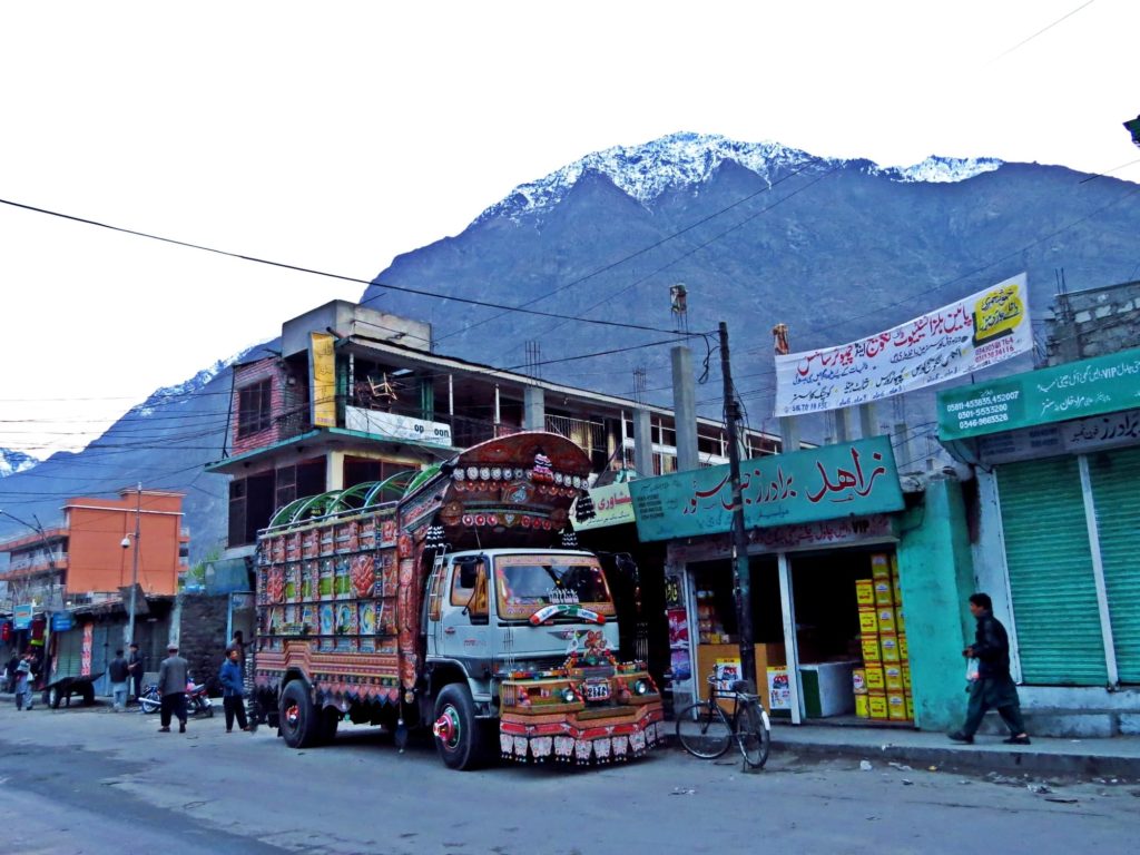 main bazaar Gilgit driving to raikot bridge